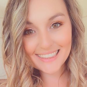 Meet your Posher, Erika